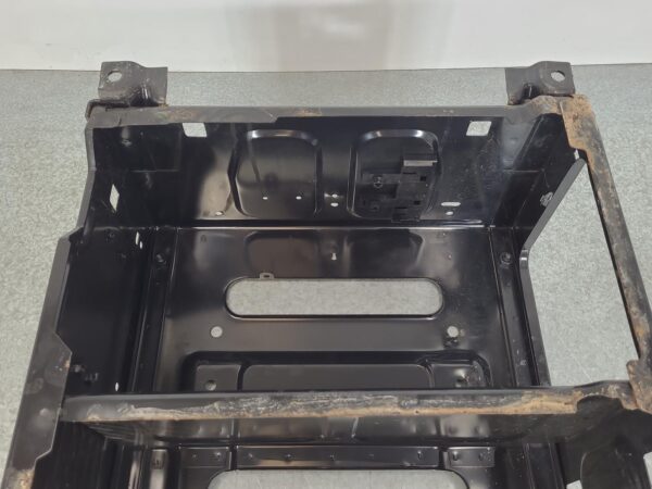 MERCEDES VITO 2004-2011 SEAT BOX 639 VAN 05/04-01/11 - Image 5