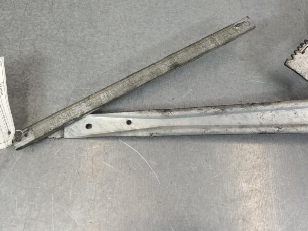 FORD TRANSIT 2000-2006 RIGHT FRONT WINDOW REG/MOTOR VH-VJ, MANUAL, 10/00-08/06 - Image 4