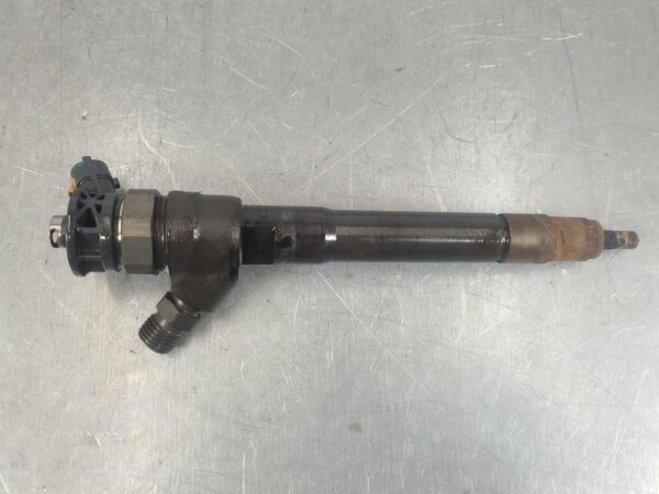 RENAULT TRAFIC 2015-2022 FUEL INJECTOR DIESEL, 1.6, R9M.450, TWIN TURBO, X82, 01 - Image 2