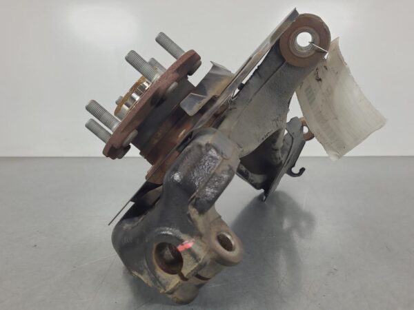 NISSAN NAVARA 2015-2025 RIGHT FRONT HUB ASSEMBLY NP300, 2WD, 04/15- - Image 3