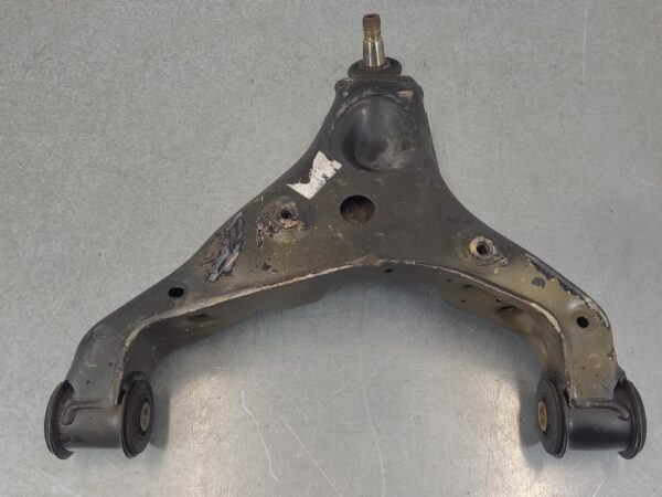 MERCEDES SPRINTER 2006-2018 LEFT FRONT LOWER CONTROL ARM SINGLE WHEEL TYPE, NCV3 - Image 13