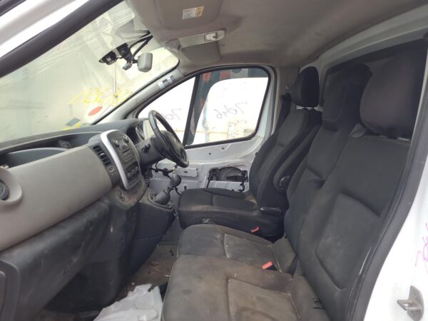 RENAULT TRAFIC 2015-2024 LEFT TAILLIGHT X82, IN BODY, LOWER, 01/15- - Image 90