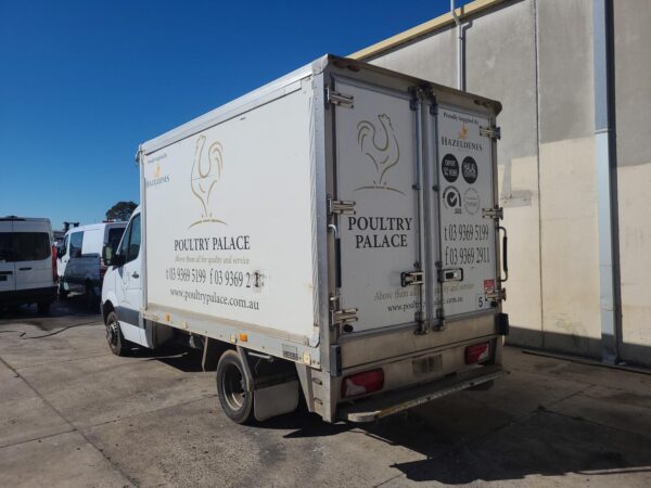 MERCEDES SPRINTER 2006-2018 BODY/DOOR MOULD NCV3, GUARD LOWER MOULDING (RH SIDE) - Image 39