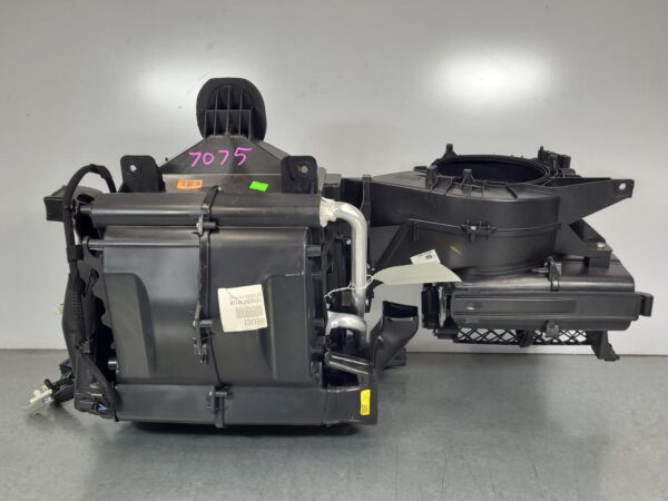 FORD TRANSIT 2014-2025 HEATER CORE/BOX VO, 02/14- - Image 6