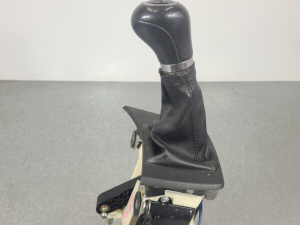 MERCEDES SPRINTER 2013-2018 GEAR STICK/SHIFTER AUTO T/M TYPE, BLACK/SILVER, NCV3 - Image 8