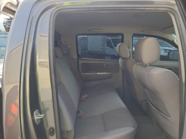 TOYOTA HILUX 2005-2011 CONSOLE CENTRE CONSOLE LID ONLY, PLASTIC, LIGHT GREY, 03/ - Image 76