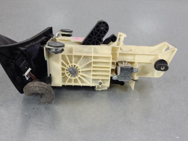 MERCEDES SPRINTER 2013-2018 GEAR STICK/SHIFTER AUTO T/M TYPE, BLACK/SILVER, NCV3 - Image 55