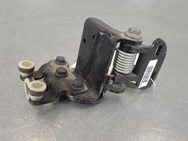 FORD TRANSIT 2014-2024 DOOR HINGE/RUNNER MIDDLE DOOR ROLLER, LH REAR, VO, 02/14- - Image 2