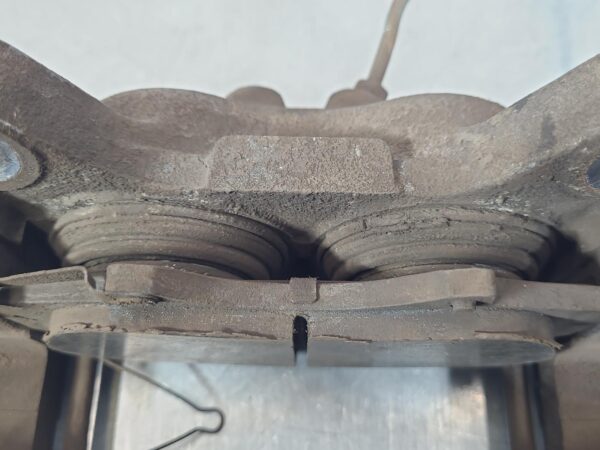 TOYOTA HILUX 2010-2015 CALIPER LH FRONT, 4WD, 13WG CALIPER CASTING NUMBER, VSC T - Image 30