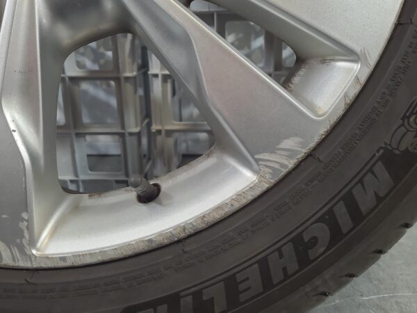 MERCEDES VITO 2015-2024 WHEEL ALLOY 447, FACTORY, 18X7.5IN, 5 V SPOKE, BI-COLOUR - Image 6