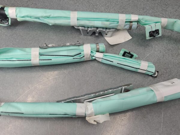 MERCEDES VITO RIGHT AIRBAG SIDE CURTAIN, FRONT, 447, 03/15- 15 16 17 18 19 20 21 - Image 3