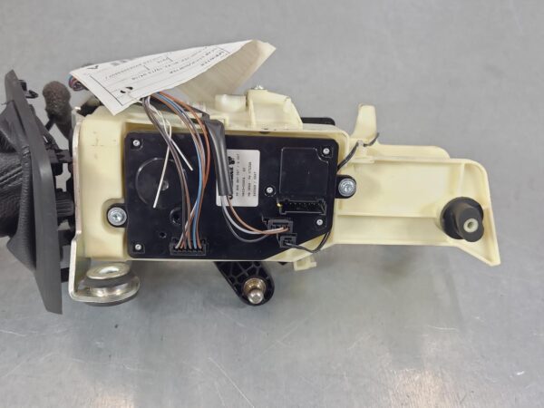 MERCEDES SPRINTER 2013-2018 GEAR STICK/SHIFTER AUTO T/M TYPE, BLACK/SILVER, NCV3 - Image 30