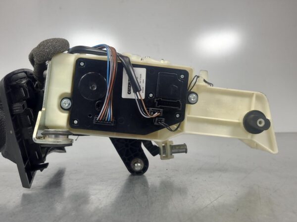 MERCEDES SPRINTER 2013-2018 GEAR STICK/SHIFTER AUTO T/M TYPE, BLACK/SILVER, NCV3 - Image 77