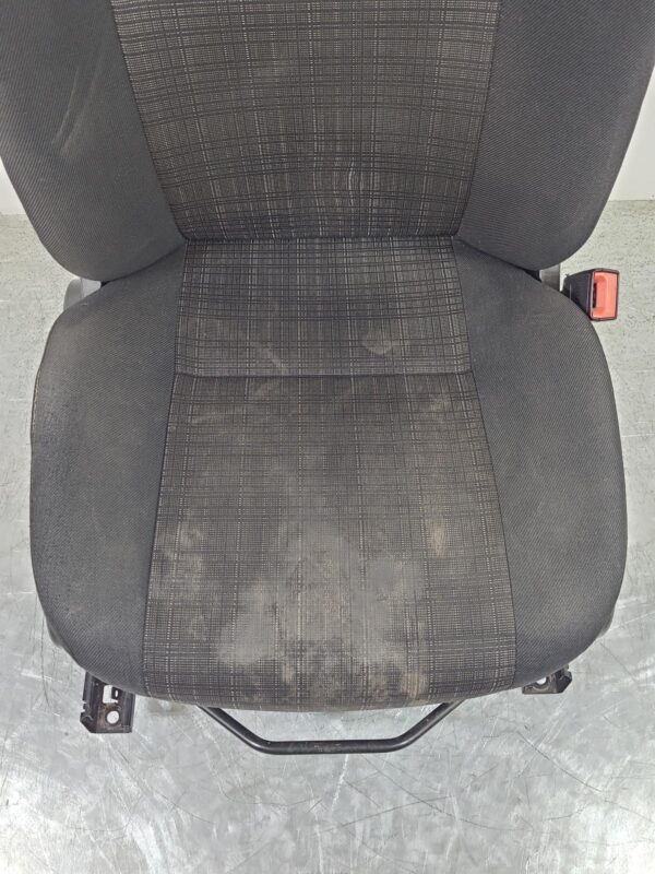 MERCEDES SPRINTER 2006-2018 FRONT SEAT RH FRONT, NCV3, STANDARD TYPE, 10/06-04/1 - Image 13