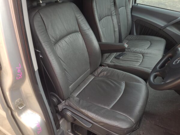 MERCEDES VITO 2004-2013 DOOR HINGE/RUNNER RH SLIDING DOOR ROLLER (UPPER), VAN, 6 - Image 63