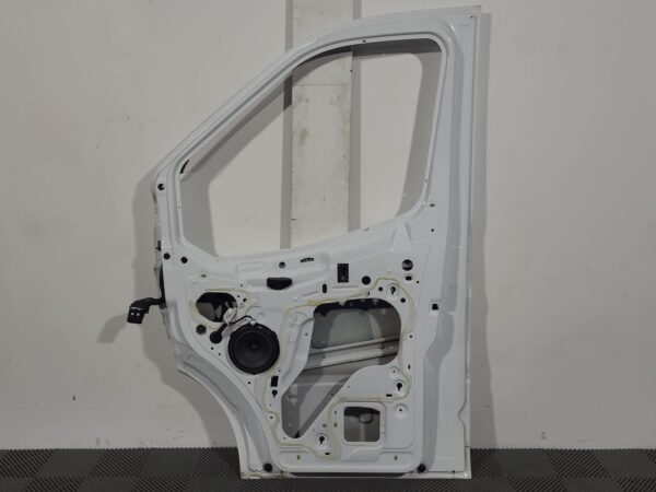 FORD TRANSIT 2014-2024 RIGHT FRONT DOOR VO, 02/14- - Image 4