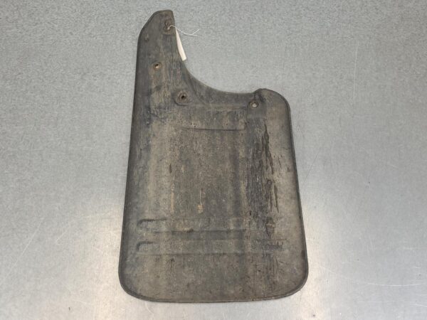 TOYOTA HILUX 2005-2015 MUD FLAPS RH REAR, 4WD, FLARED TYPE, 03/05-08/15 - Image 2