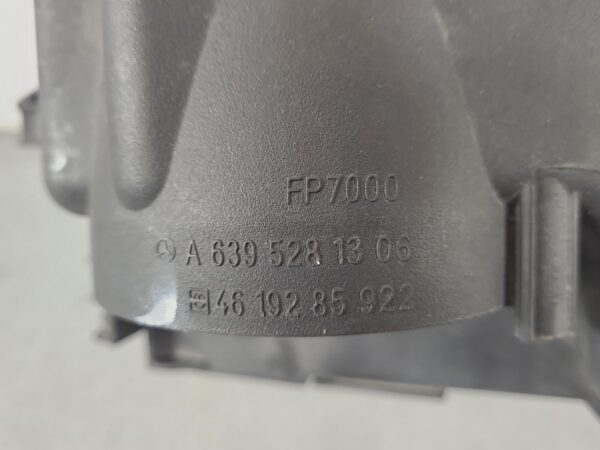 MERCEDES VITO 2004-2011 AIR CLEANER/BOX AIR CLEANER, 2.1, DIESEL, 04/04-01/11 - Image 8