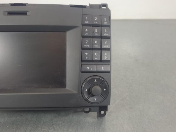 MERCEDES SPRINTER 2006-2018 STEREO/HEAD UNIT DISPLAY & CONTROL UNIT, DOUBLE - Image 17