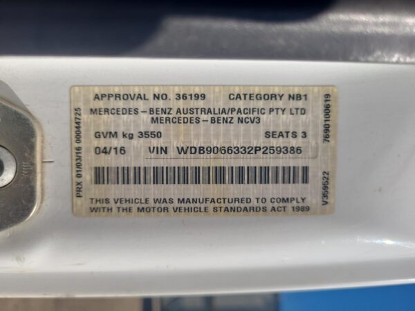 MERCEDES SPRINTER 2013-2018 LEFT GUARD NCV3, 10/13-04/18 - Image 48