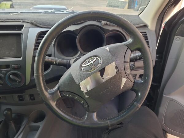 TOYOTA HILUX 2005-2011 CONSOLE CENTRE CONSOLE LID ONLY, PLASTIC, LIGHT GREY, 03/ - Image 21