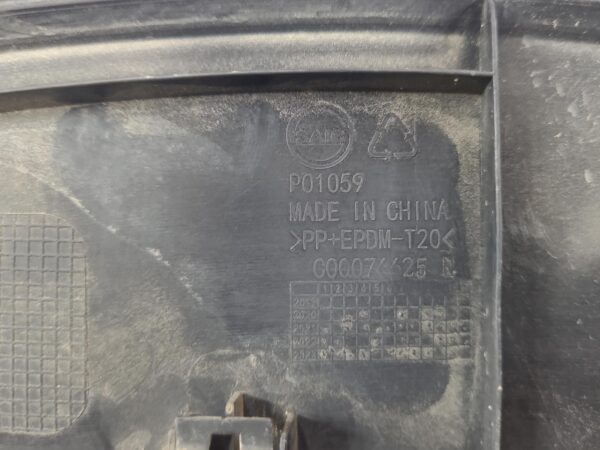 LDV DELIVER 9 2020-2024 WHEEL ARCH FLARE RH FRONT, 07/20- - Image 18