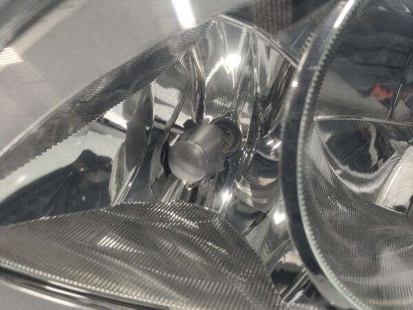 MERCEDES VITO 2011-2015 LEFT HEADLAMP 639, NON HID TYPE, 02/11-02/15 - Image 4