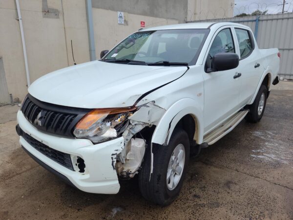 MITSUBISHI TRITON 2015-2023 OVERFLOW BOTTLE DIESEL, 2.4, 4N15, MQ-MR, 03/15-10/2 - Image 4