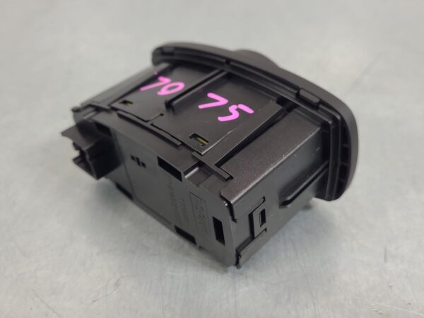 FORD TRANSIT 2019-2024 COMBINATION SWITCH HEADLAMP SWITCH, W/ FOG LAMP TYPE, VO, - Image 2