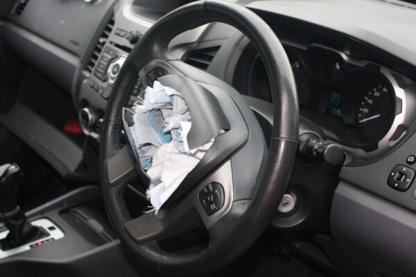 FORD RANGER 2011-2022 STEREO/HEAD UNIT DISPLAY UNIT ONLY, 4.2in NON SAT NAV TYPE - Image 11