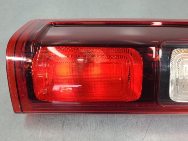 RENAULT TRAFIC 2015-2024 LEFT TAILLIGHT X82, IN BODY, UPPER, 01/15- - Image 4