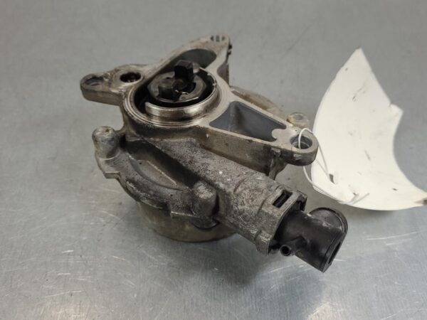 RENAULT TRAFIC 2015-2025 VACUUM/AIR PUMP X82, 01/15- - Image 2