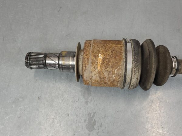 NISSAN NAVARA 2015-2020 LEFT DRIVESHAFT NP300, FRONT, 04/15-12/20 - Image 2