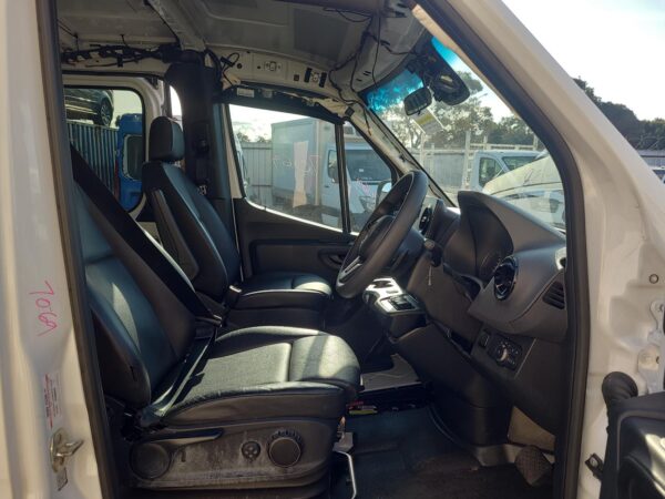 MERCEDES SPRINTER 2018-2024 RIGHT GUARD LINER RWD, RH FRONT, REAR SECTION, VS30, - Image 10