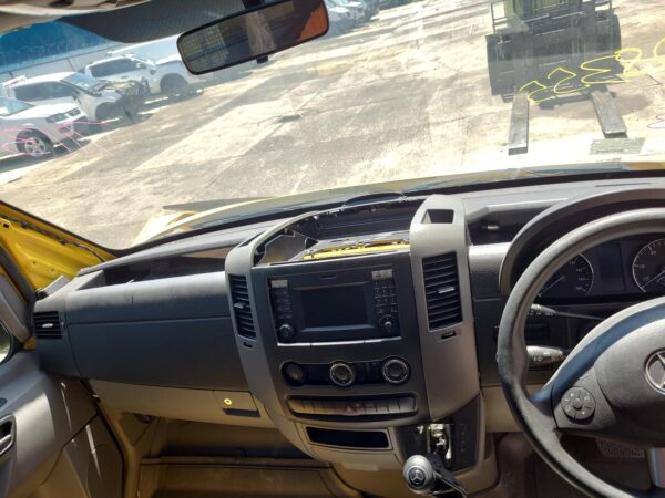 MERCEDES SPRINTER 2006-2018 STEERING WHEEL VINYL, NCV3, W/ CONTROLS TYPE, 10/06- - Image 29