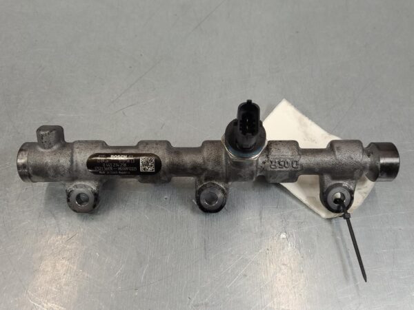 RENAULT MASTER 2011-2025 INJECTION RAIL X62, 09/11- - Image 2