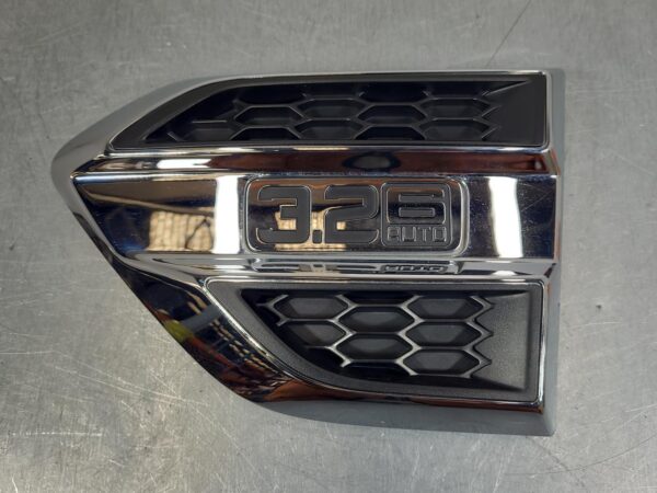 FORD RANGER 2015-2022 LEFT GUARD PX SERIES 2-3, GUARD VENT, NON REPEATER LAMP, C