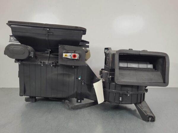 LDV DELIVER 9 2020-2024 HEATER CORE/BOX NON CLIMATE CONTROL TYPE, 07/20- - Image 47