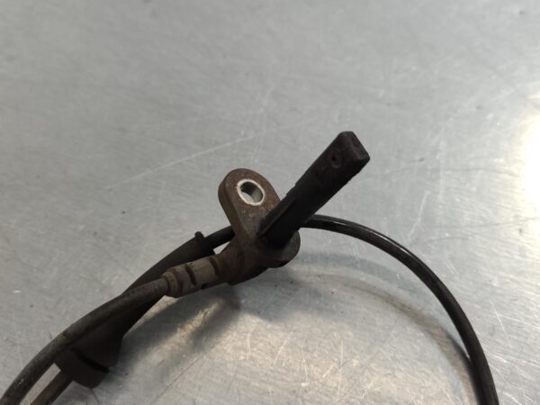 RENAULT MASTER 2011-2024 ABS SENSOR RH FRONT, X62, 09/11- - Image 2