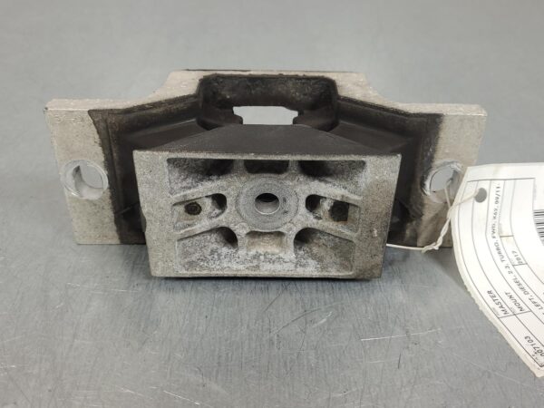 RENAULT MASTER 2011-2024 MOUNT ENGINE MOUNT, LEFT, DIESEL, 2.3, TURBO, FWD, X62, - Image 2