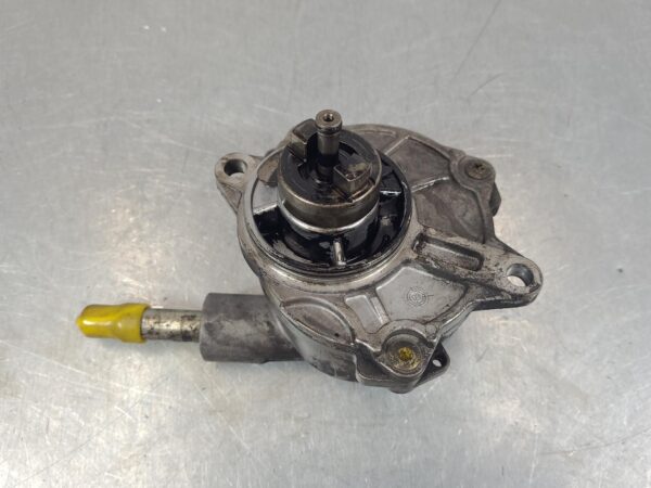 MERCEDES SPRINTER 1998-2006 VACUUM/AIR PUMP VAN 02/98-10/06