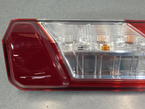 FORD TRANSIT 2014-2024 RIGHT TAILLIGHT VO, IN BODY, VAN/BUS, 02/14- - Image 3