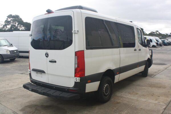 MERCEDES SPRINTER 2018-2024 BOOTLID/TAILGATE VS30, BARN DOOR (LH SIDE), LOW ROOF - Image 19