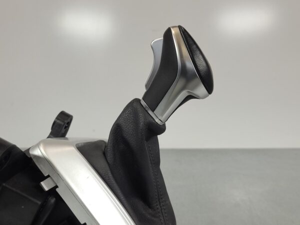 LDV DELIVER 9 2020-2024 GEAR STICK/SHIFTER AUTO T/M, 07/20- - Image 6