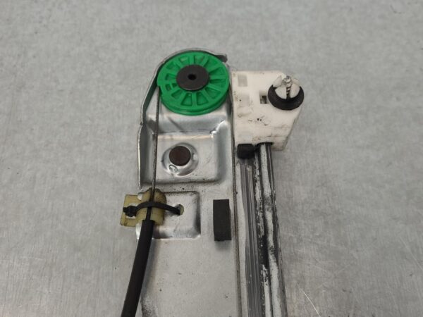 RENAULT MASTER 2011-2024 RIGHT FRONT WINDOW REG/MOTOR X62, POWER, 09/11- - Image 2