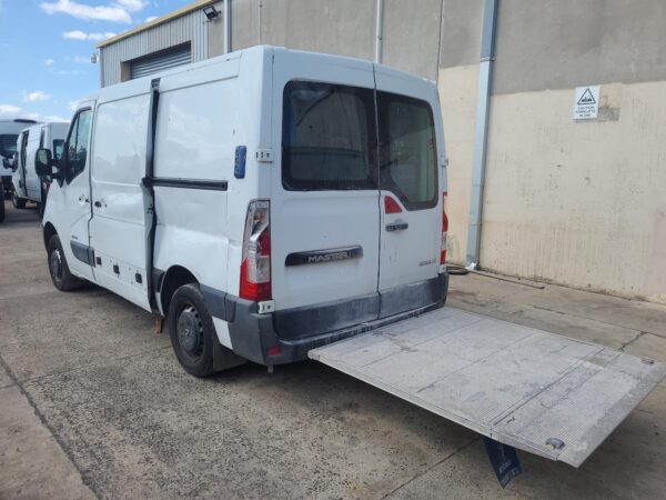 RENAULT MASTER 2011-2024 BODY/DOOR MOULD RH REAR (IN FRONT OF REAR WHEEL), SWB, - Image 14