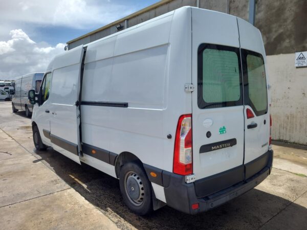 RENAULT MASTER 2011-2025 HIGH LEVEL STOPLIGHT X62, 09/11- - Image 6