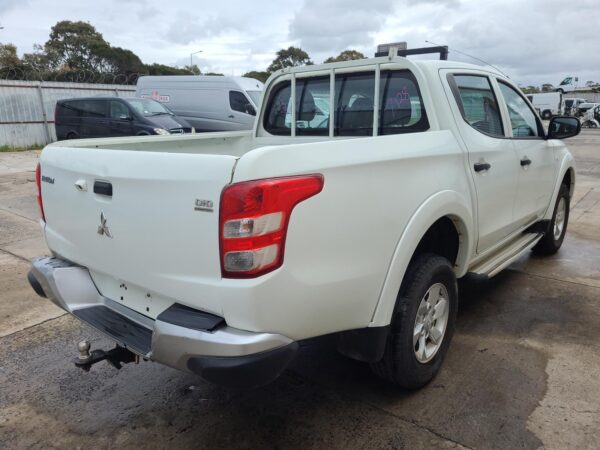 MITSUBISHI TRITON 2015-2023 OVERFLOW BOTTLE DIESEL, 2.4, 4N15, MQ-MR, 03/15-10/2 - Image 6