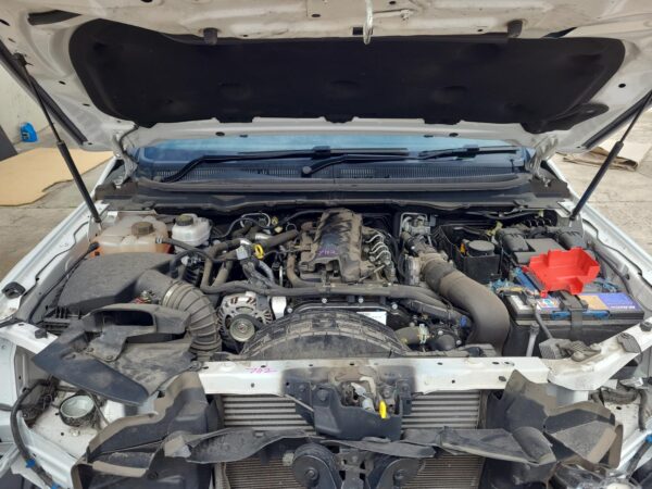 FORD EVEREST 2015-2022 CONSOLE UA, VINIL, BLACK TYPE, 07/15-05/22 - Image 41