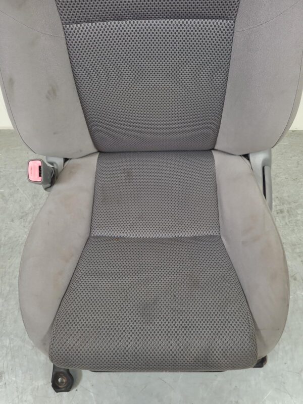 TOYOTA HILUX 2009-2011 FRONT SEAT LH FRONT, SR/SR5 (BUCKET SEAT TYPE), CLOTH, GR - Image 7